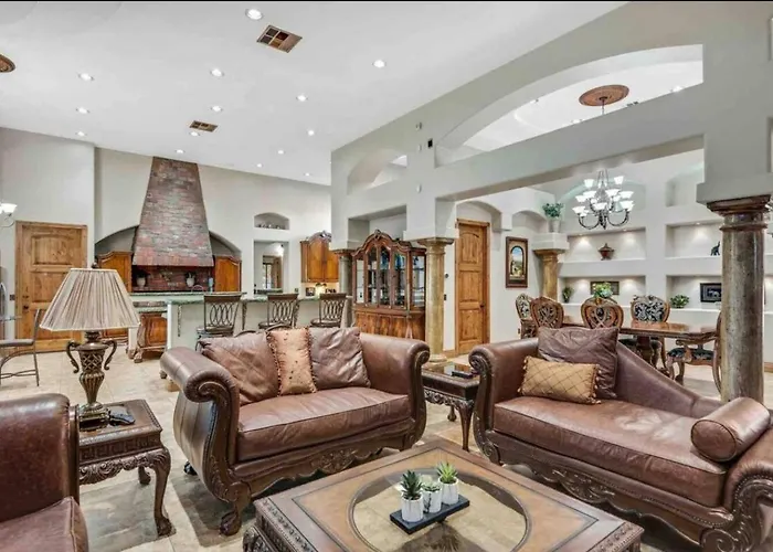 Getaway W/ Pool, Game & Theater Glendale