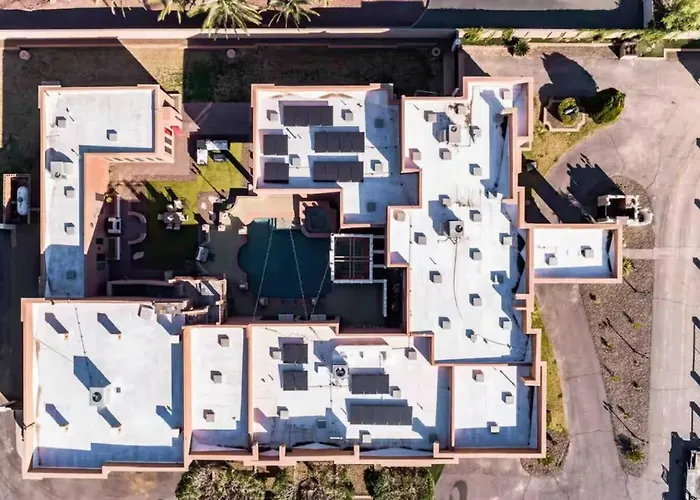 Getaway W/ Pool, Game & Theater * Glendale